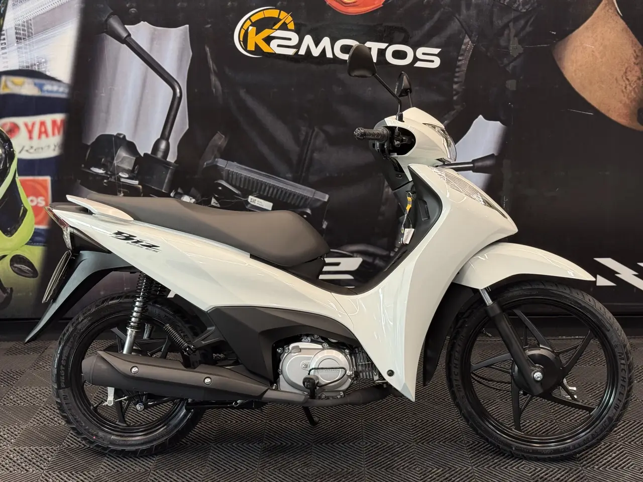 Honda Biz 125 ES 2027 Branco — foto 1 de 10