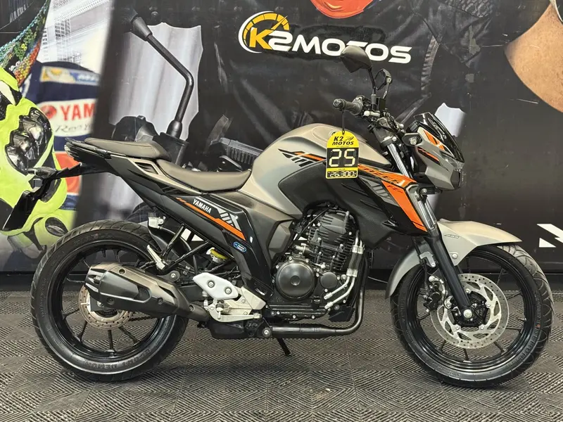 Yamaha FZ25 250 Fazer Connected 2025 Cinza